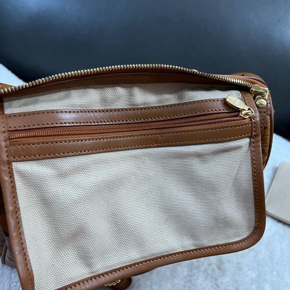 MCM Boston 25 - Picture 12 of 16